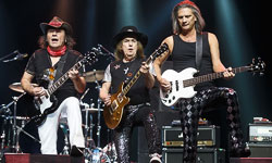 Посмотреть фотографии Slade Посмотреть фотографии Slade