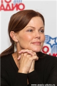 Belinda Carlisle (  )