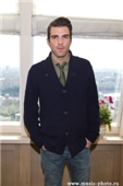   (Zachary Quinto)