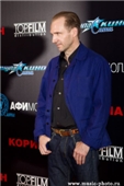   (Ralph Fiennes)