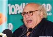    (Danny DeVito)