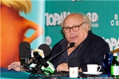    (Danny DeVito)